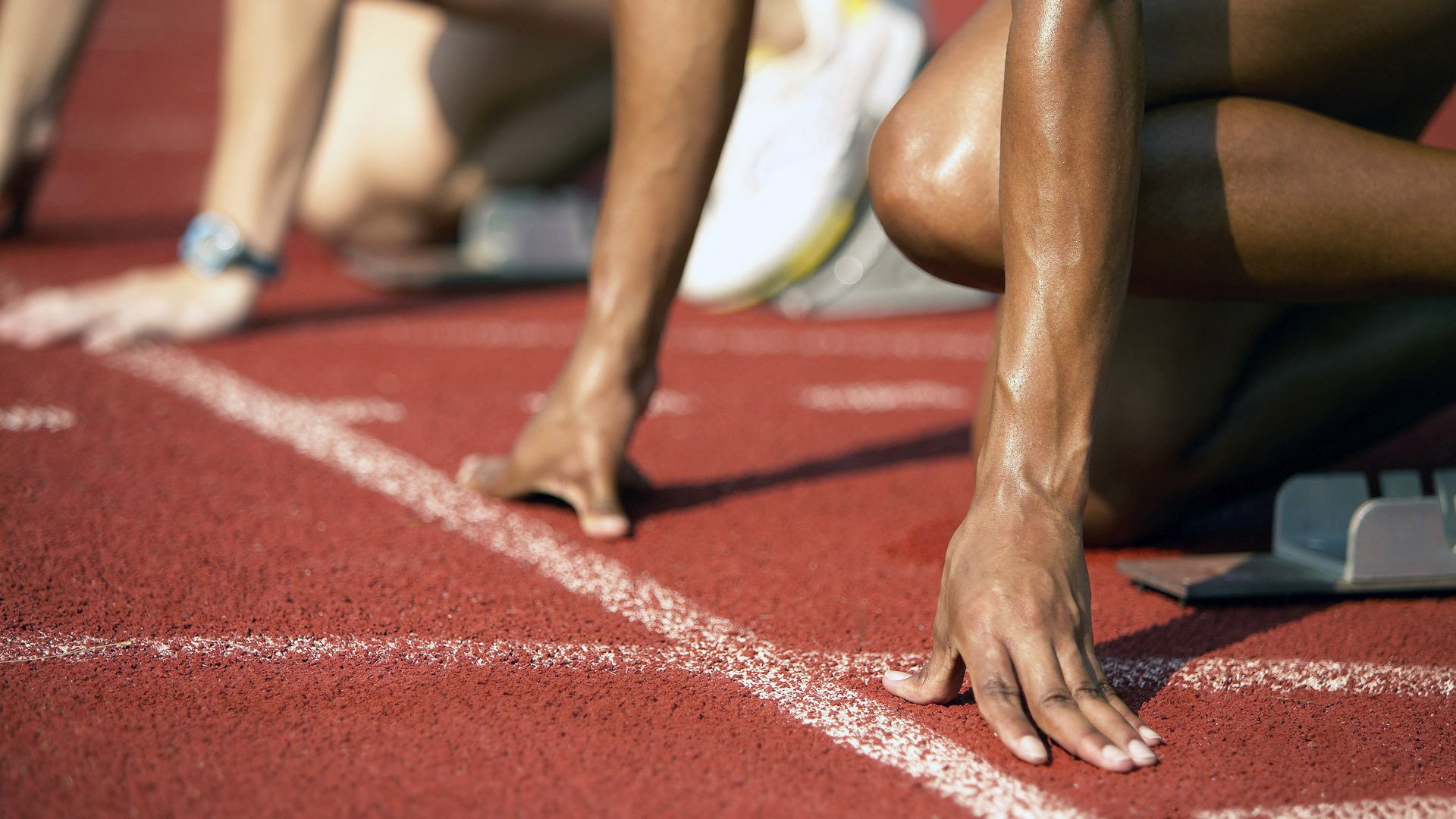 独行侠球员合力装饰训练馆营造专属氛围